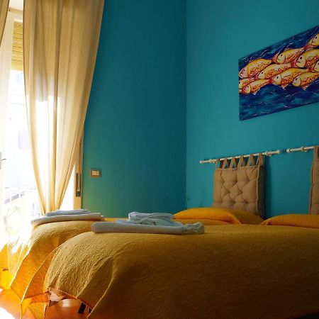 B&B Occhi Di Mare Кастелламмаре-ді-Стабія Екстер'єр фото